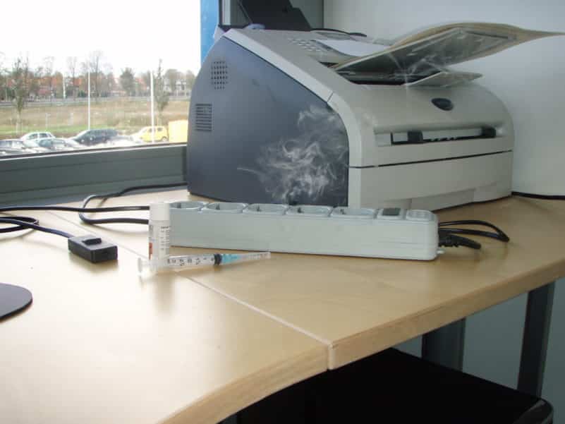 Fireware smoking multi plug socket